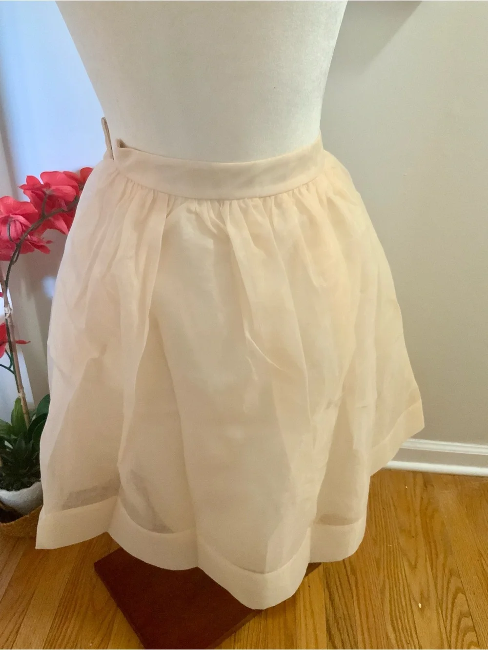 ANTHROPOLOGIE ENDLESS ROSE ORGANZA MIDI SKIRT M & L NWT